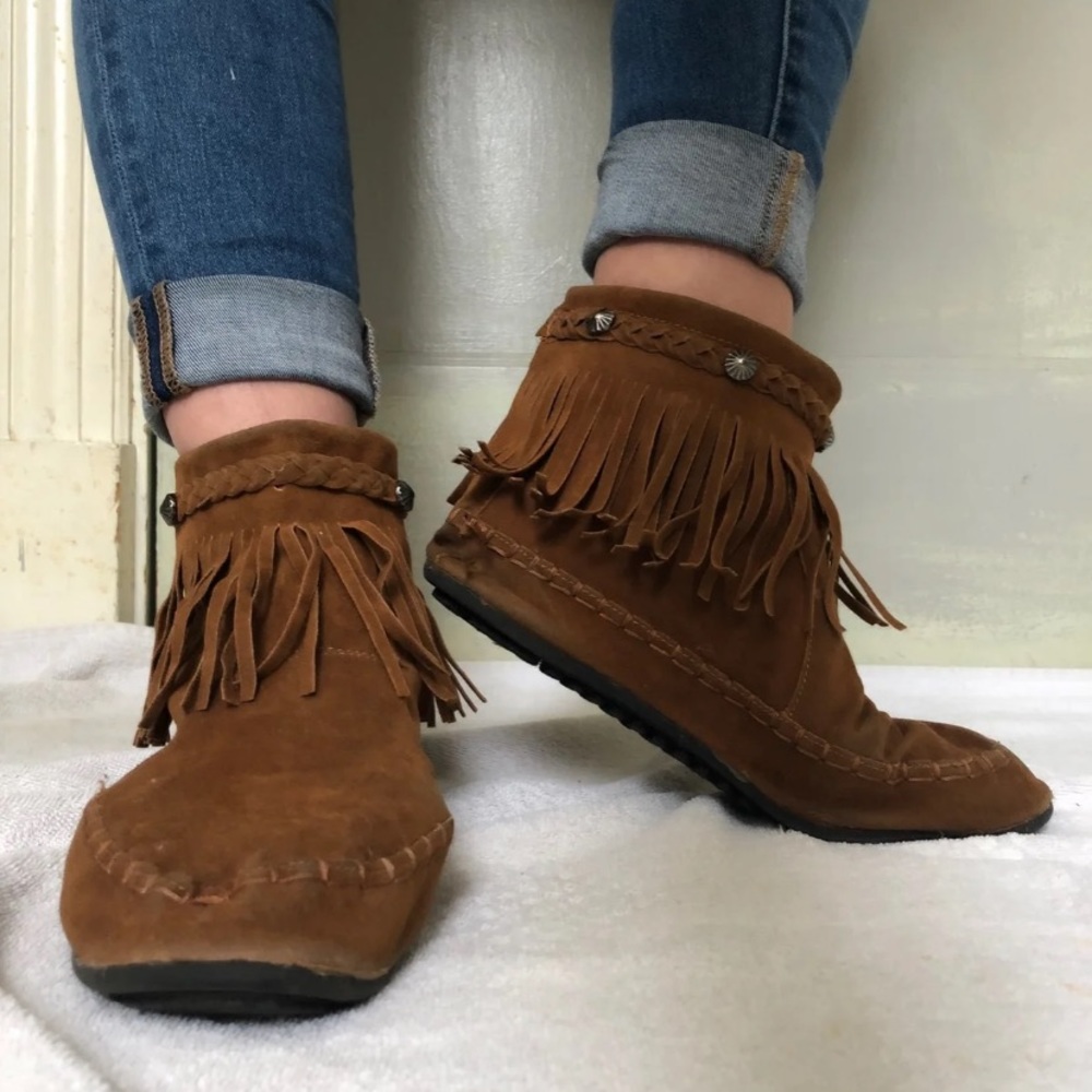 Moccasin boots